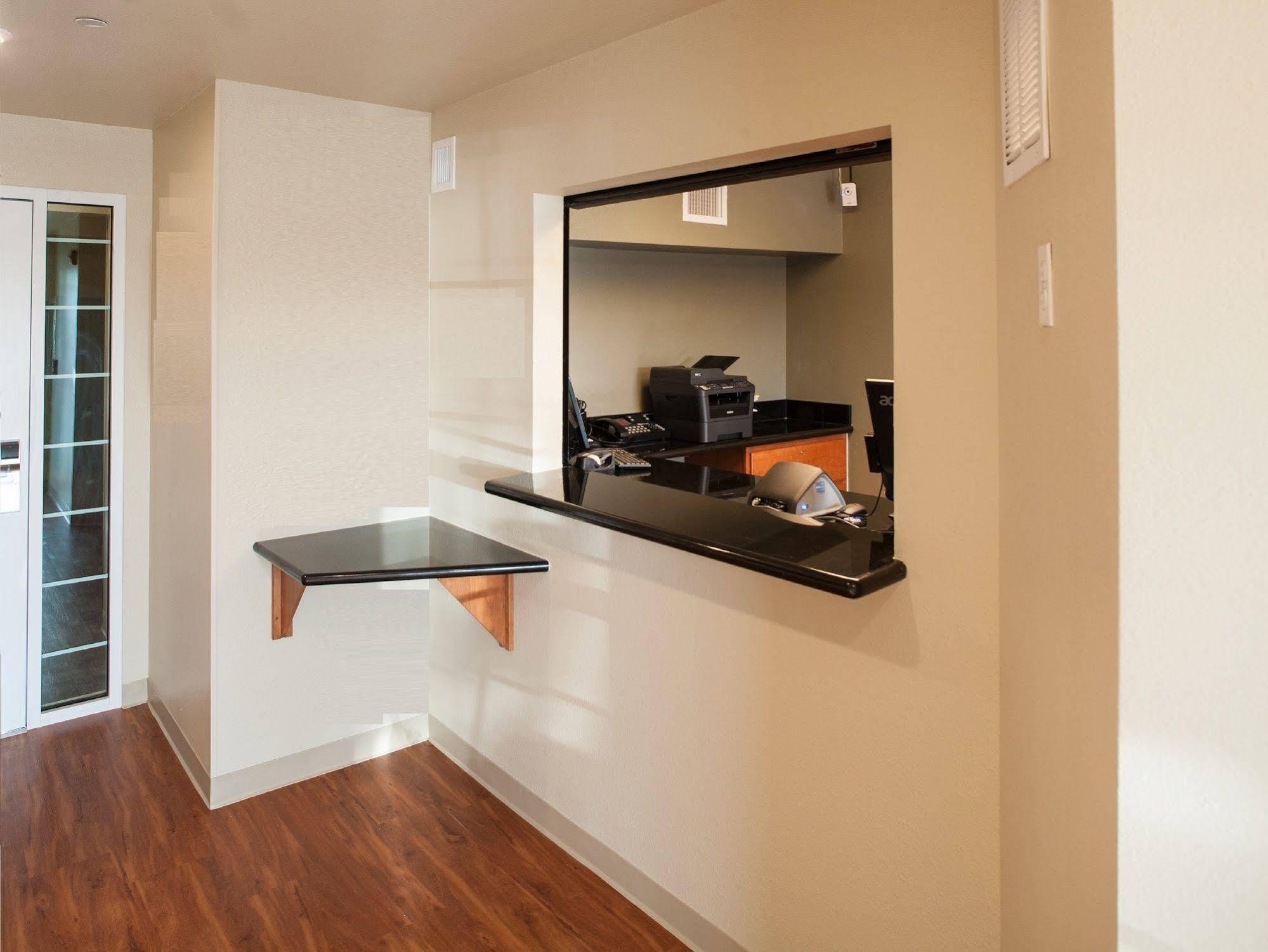 Woodspring Suites Waco Near University Eksteriør bilde